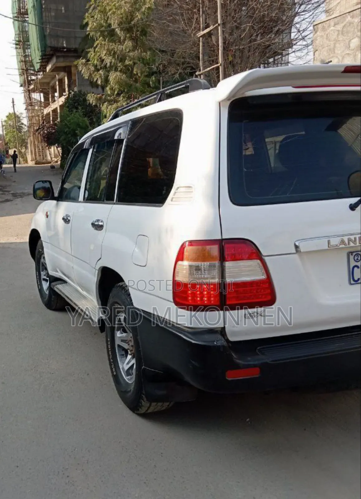 Toyota Land Cruiser 2005 White