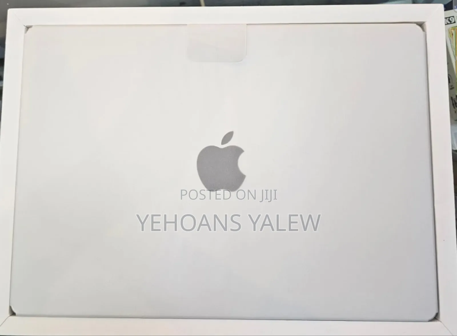 New Laptop Apple MacBook Pro 2024 M4 14-Inch 16GB Apple M4 SSD 512GB