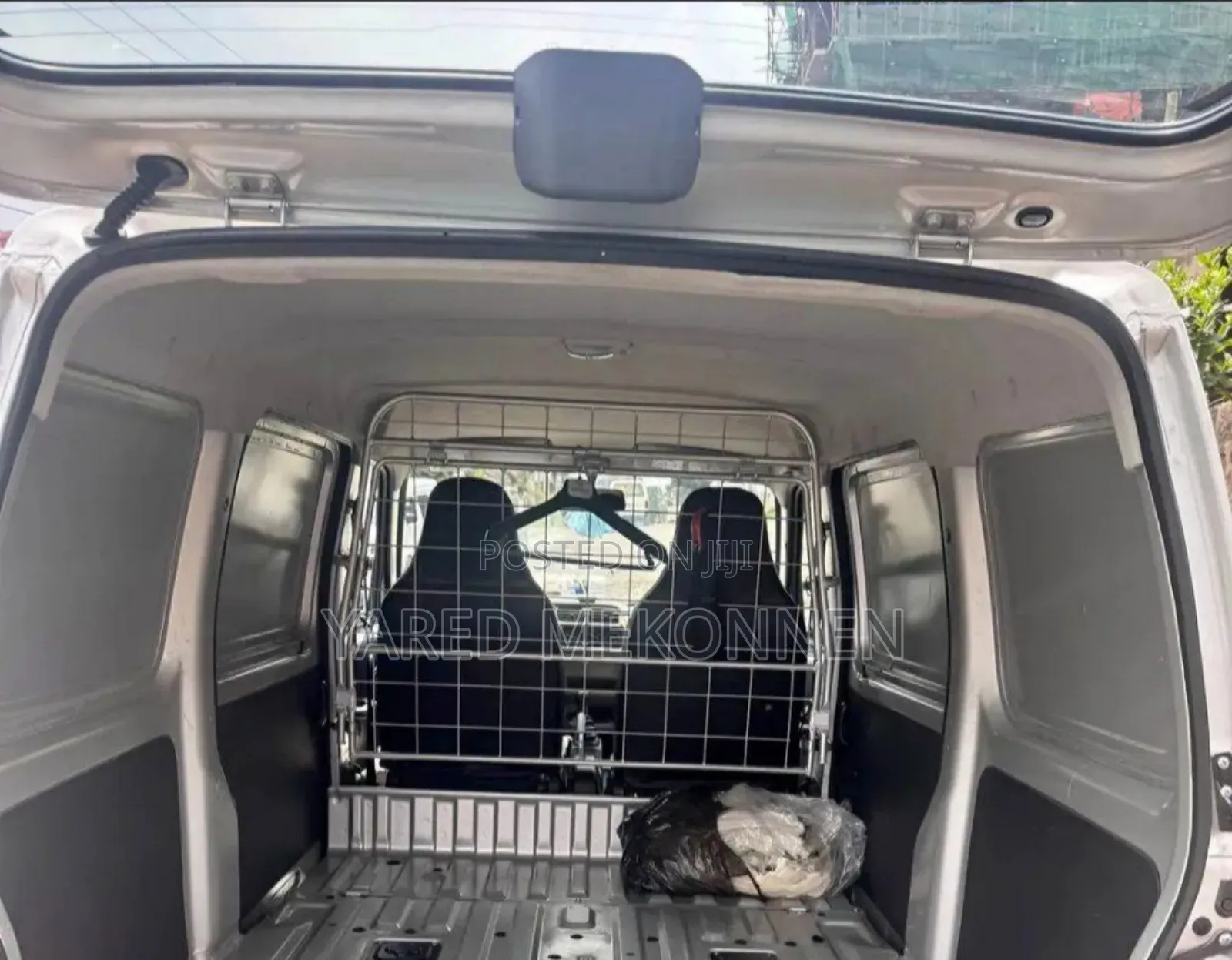 Suzuki Eeco 2024 Silver