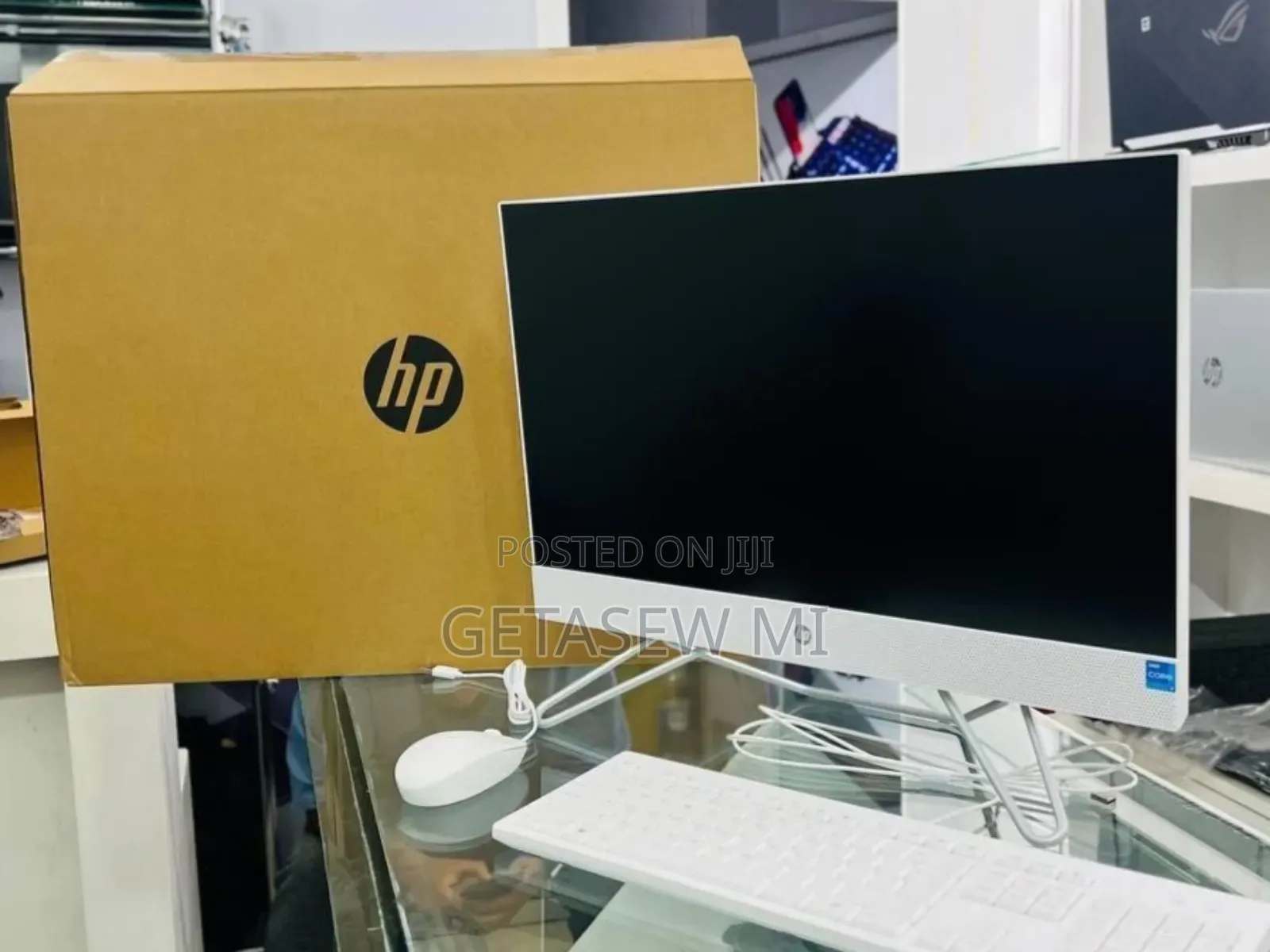 New HP 200 G4 22 All-in-One 8GB Intel Core I5 SSD 512GB