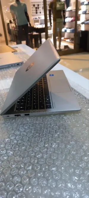 New Laptop HP ProBook 440 16GB Intel Core I5 SSD 512GB