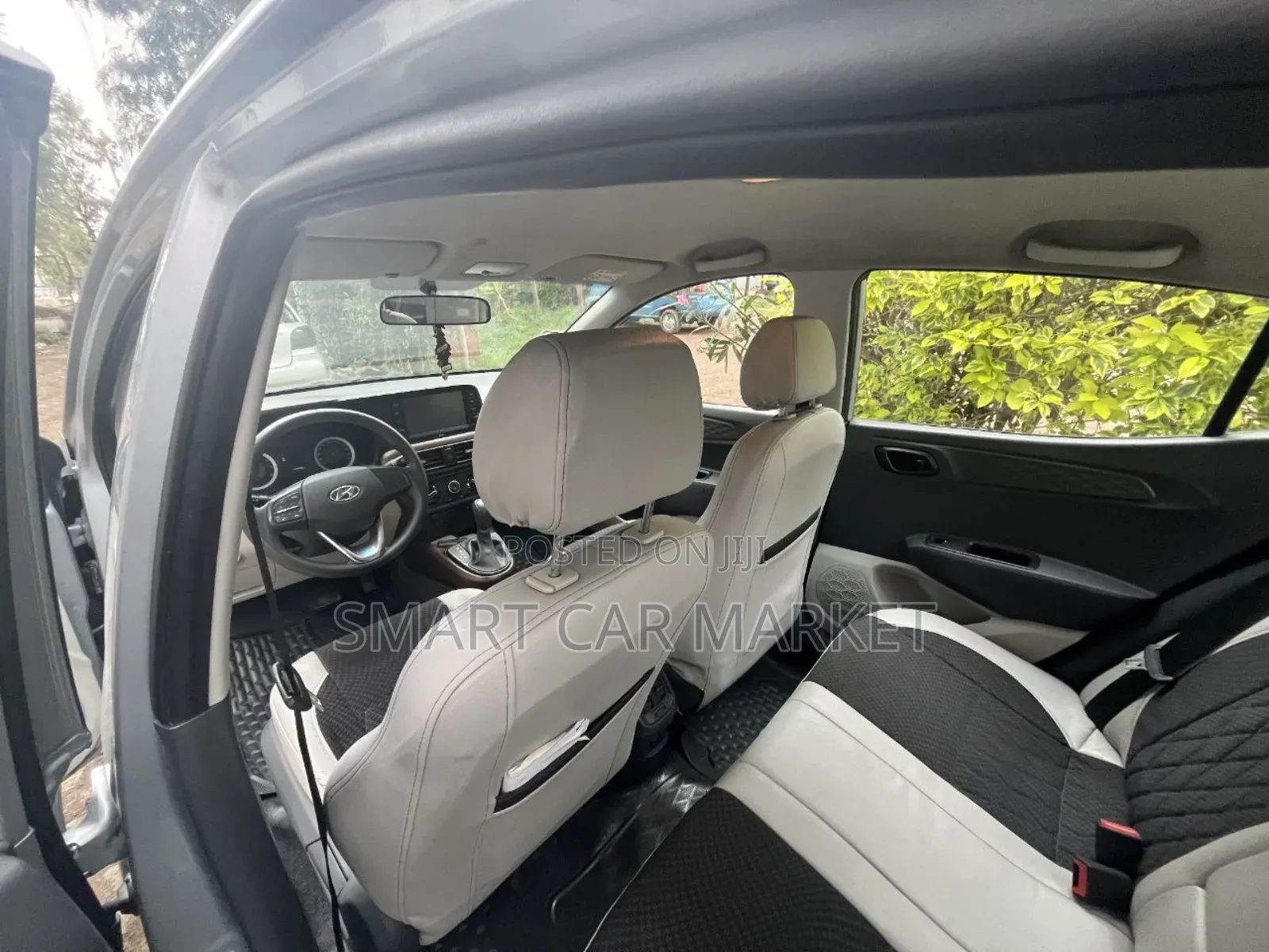 Hyundai I10 2021 Brown