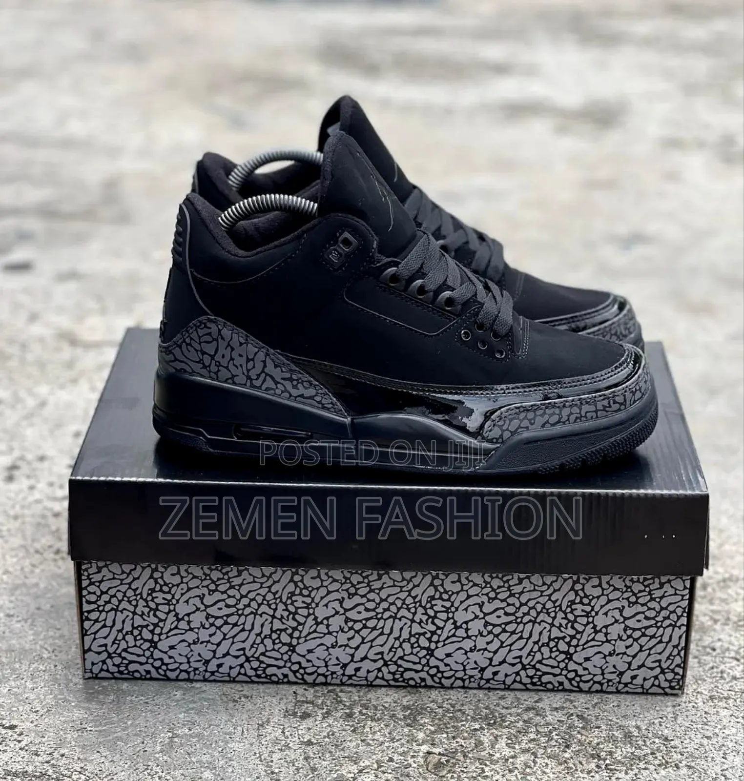 Jordan 3 Black Cat