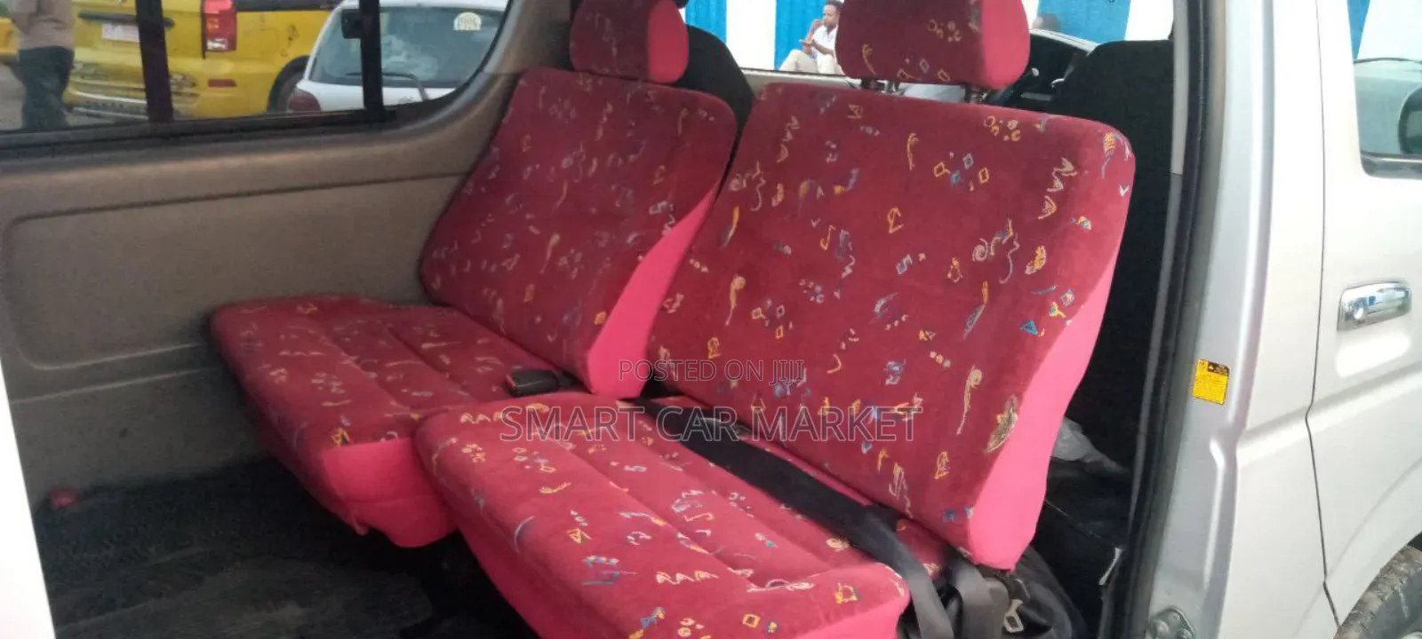 Toyota HiAce 2007 White