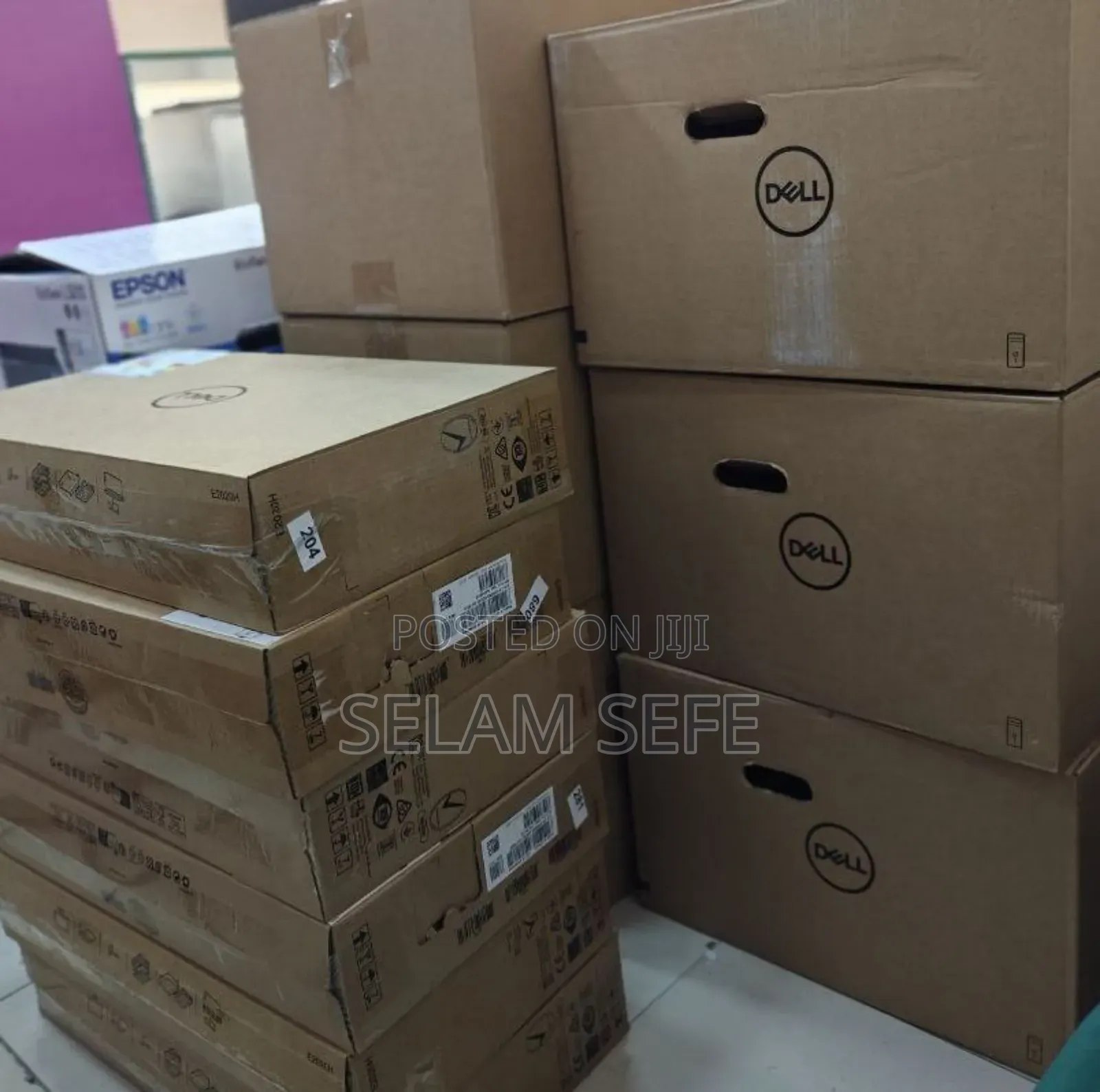 New Laptop Dell 8GB Intel Core I7 SSD 512GB