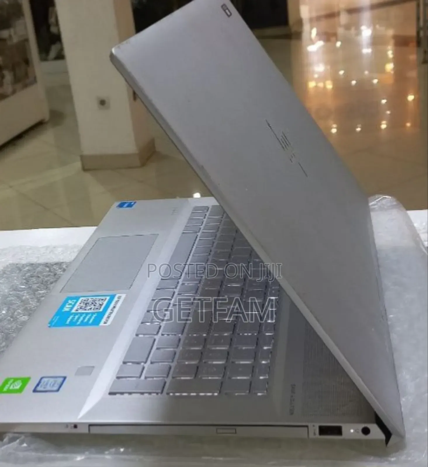 New Laptop HP Envy X360 16GB Intel Core I7 SSD 512GB