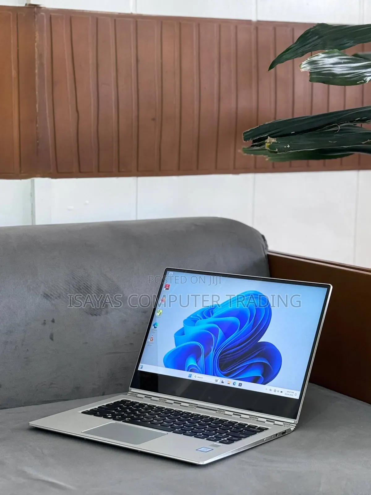 New Laptop Lenovo Yoga C930 16GB Intel Core I7 SSD 512GB