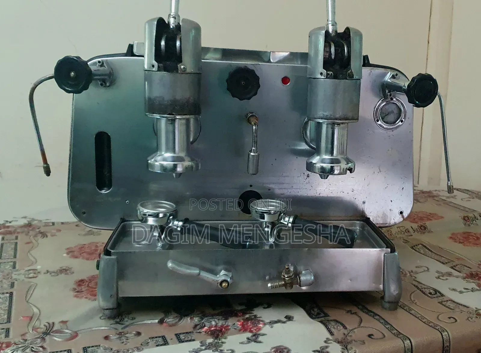 Faema Espresso Coffee Machine / ባለ 2 መጭመቂያ ፈያማ የሻይ ማሽን