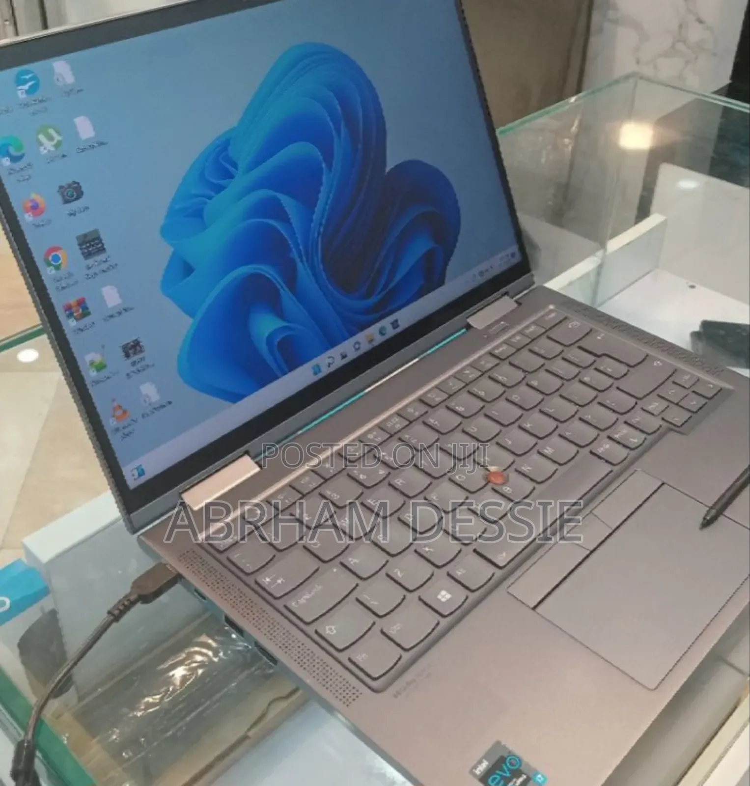 New Laptop Lenovo ThinkPad Yoga 32GB Intel Core I7 SSD 512GB