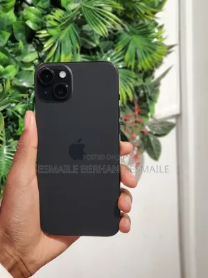 Photo - Apple iPhone 15 Plus 128 GB Black