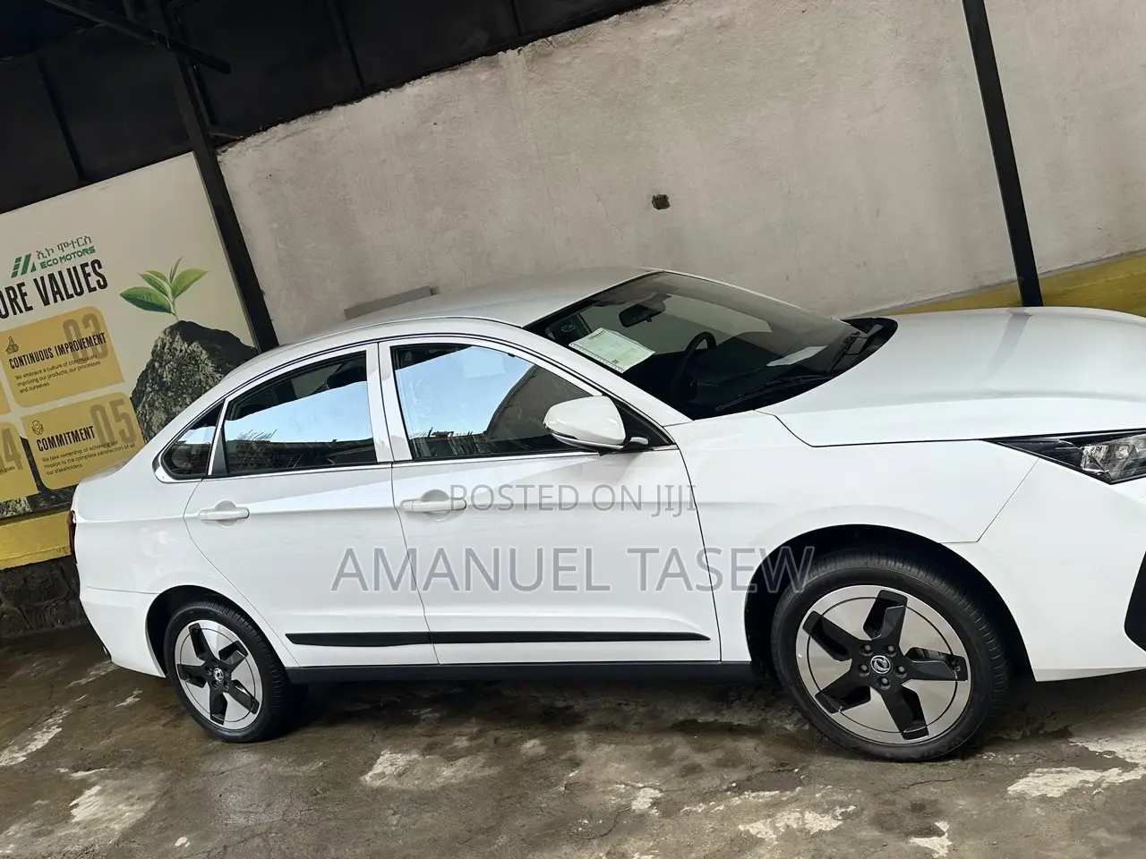 New Dongfeng Aeolus E70 163 hp Electric FWD 2024 White