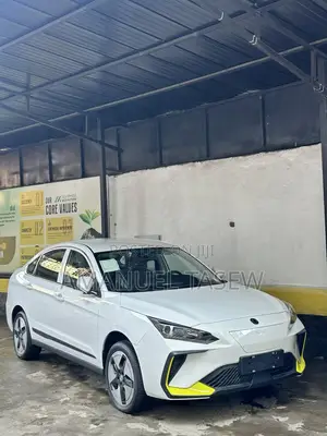 Photo - New Dongfeng Aeolus E70 163 hp Electric FWD 2024 White