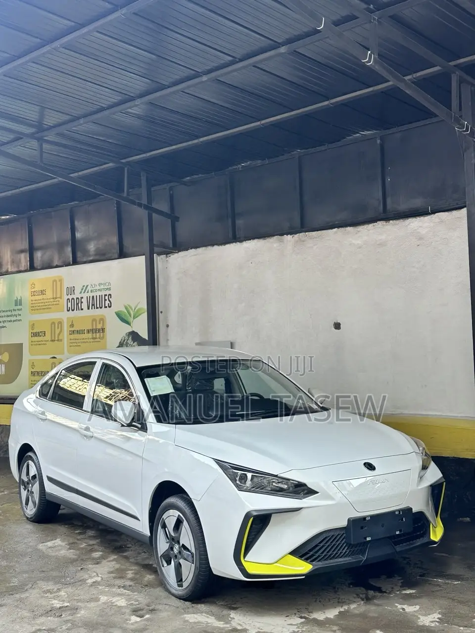 New Dongfeng Aeolus E70 163 hp Electric FWD 2024 White