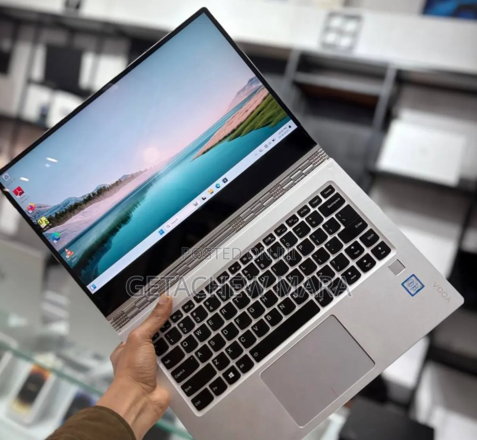 New Laptop Lenovo Yoga 910 8GB Intel Core I7 SSD 512GB