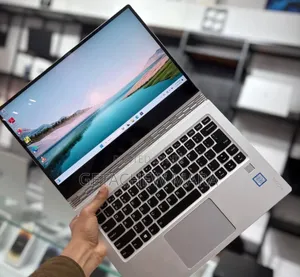 New Laptop Lenovo Yoga 910 8GB Intel Core I7 SSD 512GB