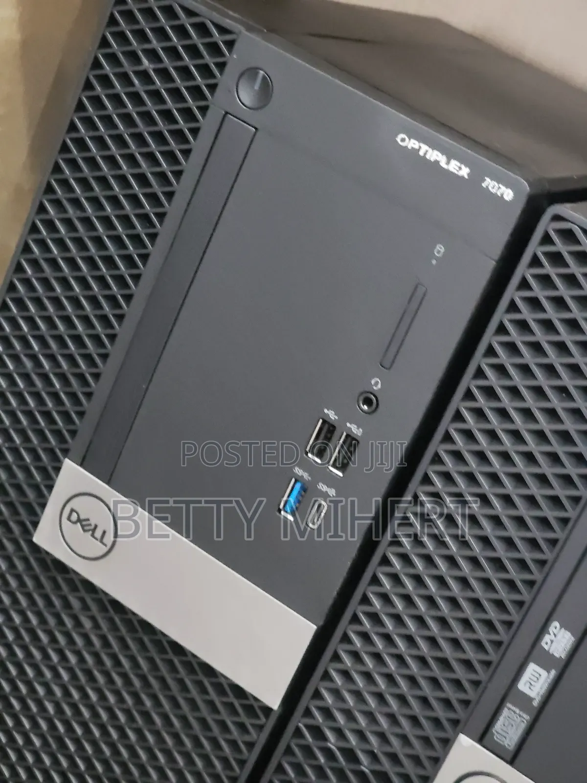 New Desktop Computer Dell OptiPlex 7040 8GB Intel Core I5 HDD 1T