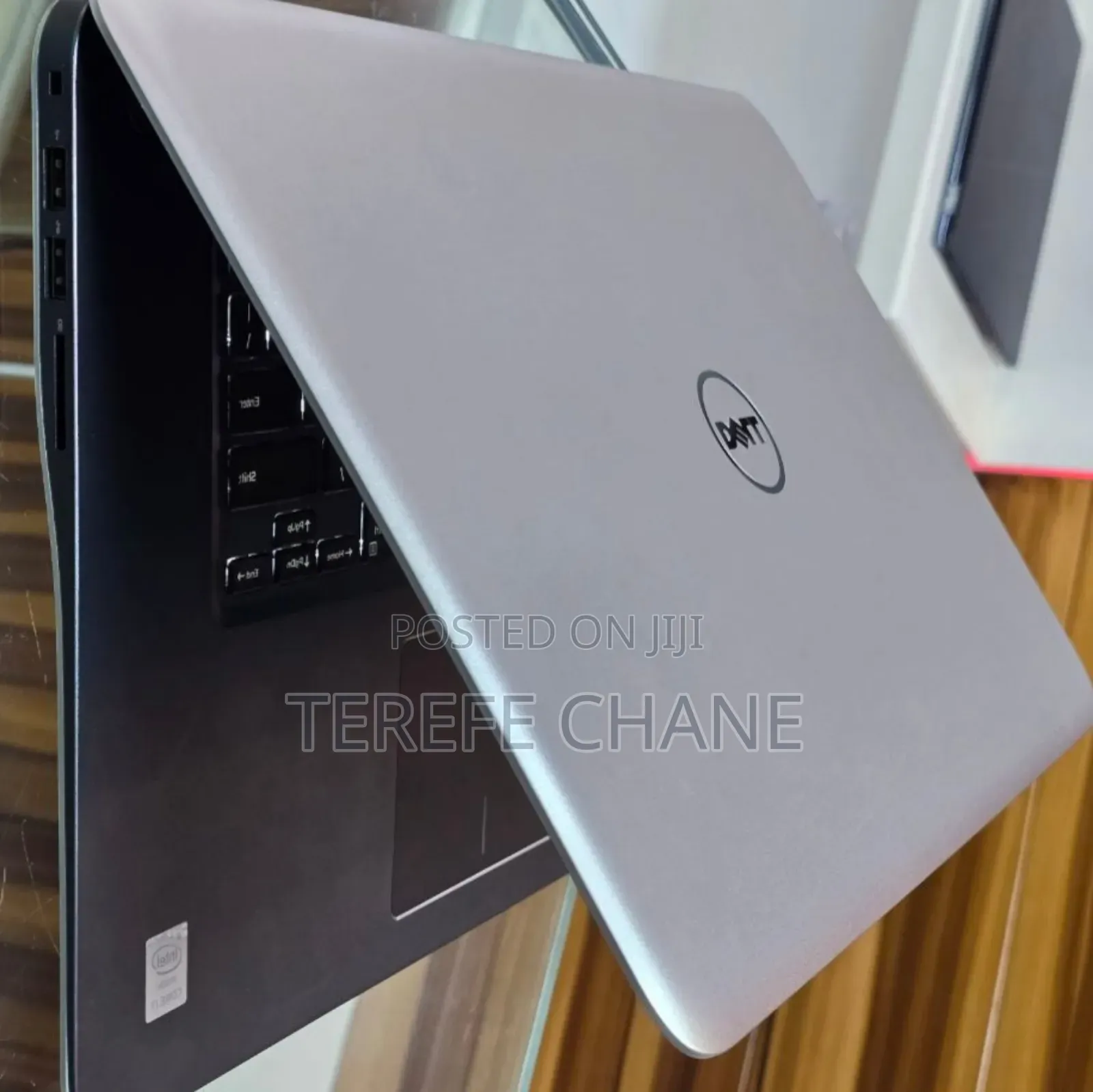 New Laptop Dell Inspiron 15 8GB Intel Core I7 SSD 1T