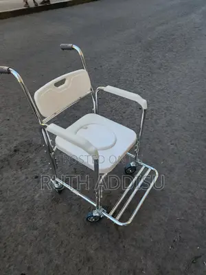 Commodw Wheelchair廟會wheelchair者的wheelchair老人wheelchair俠義wheelchair