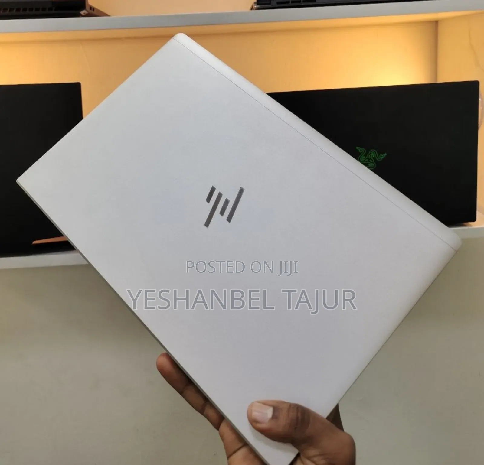 New Laptop HP EliteBook 840 G10 16GB AMD Ryzen 5 SSD 256GB