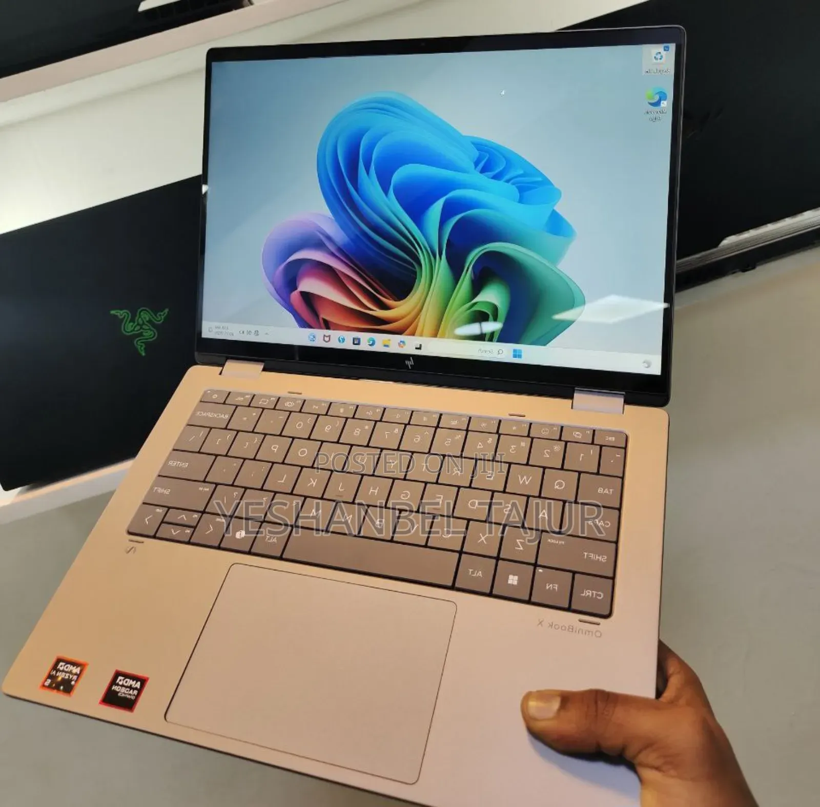 New Laptop HP OmniBook 5 Flip 16GB Intel Core I5 SSD 512GB