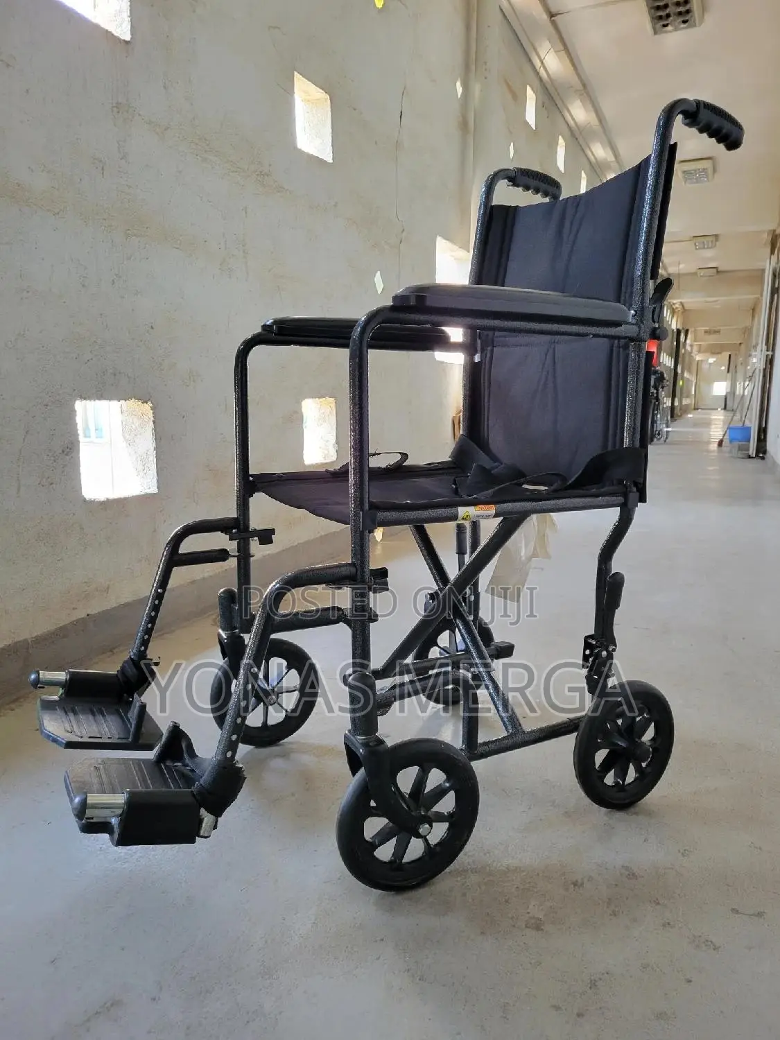 Folding Wheelchair卲瞜selling Fast
Wheelchair Drive Medical蒼商wheelchair