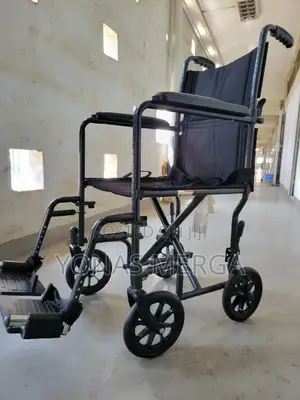 Folding Wheelchair卲瞜selling Fast
Wheelchair Drive Medical蒼商wheelchair