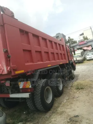 Sino Truck Model 2024 ባንክ 4.1 ካሽ ለእጅ 7.4