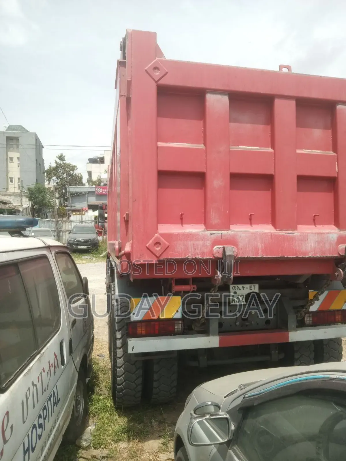 Sino Truck Model 2024 ባንክ 4.1 ካሽ ለእጅ 7.4