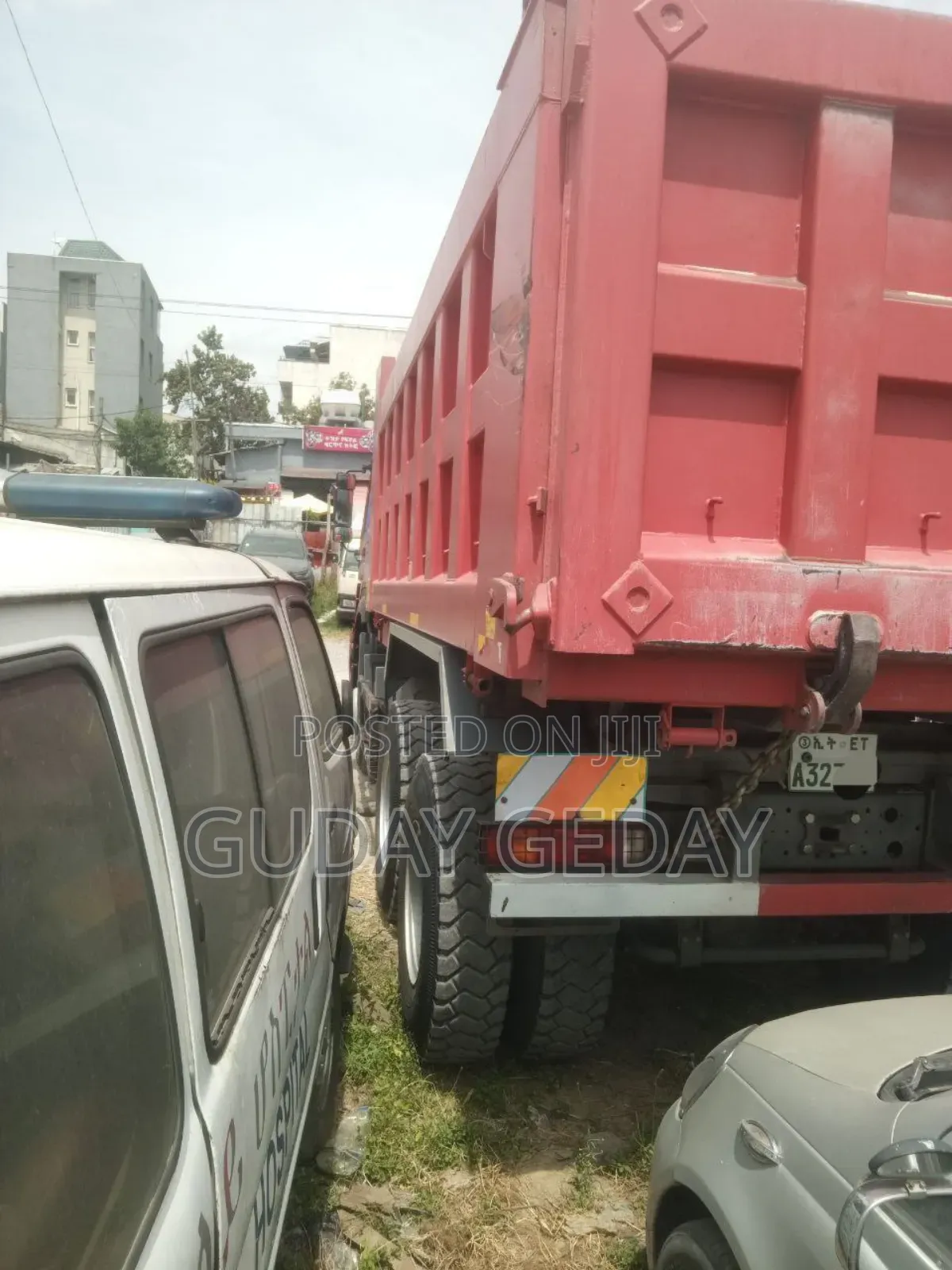 Sino Truck Model 2024 ባንክ 4.1 ካሽ ለእጅ 7.4