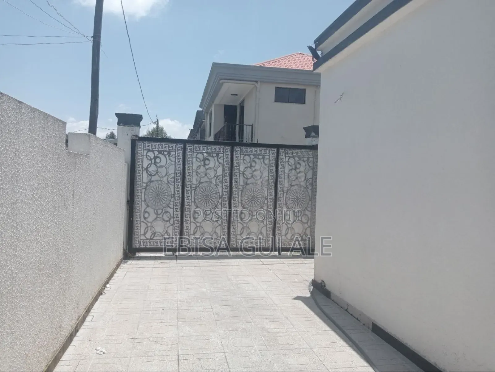 Furnished 4bdrm Farm House in Oromia-Finfinne for sale