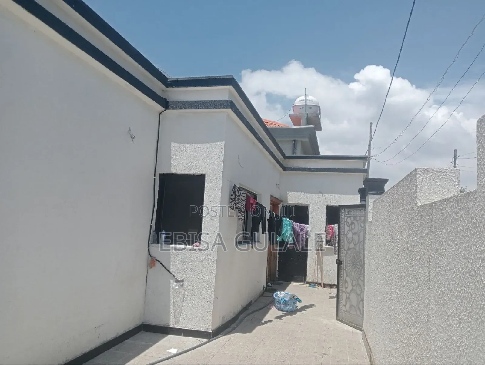 Furnished 4bdrm Farm House in Oromia-Finfinne for sale