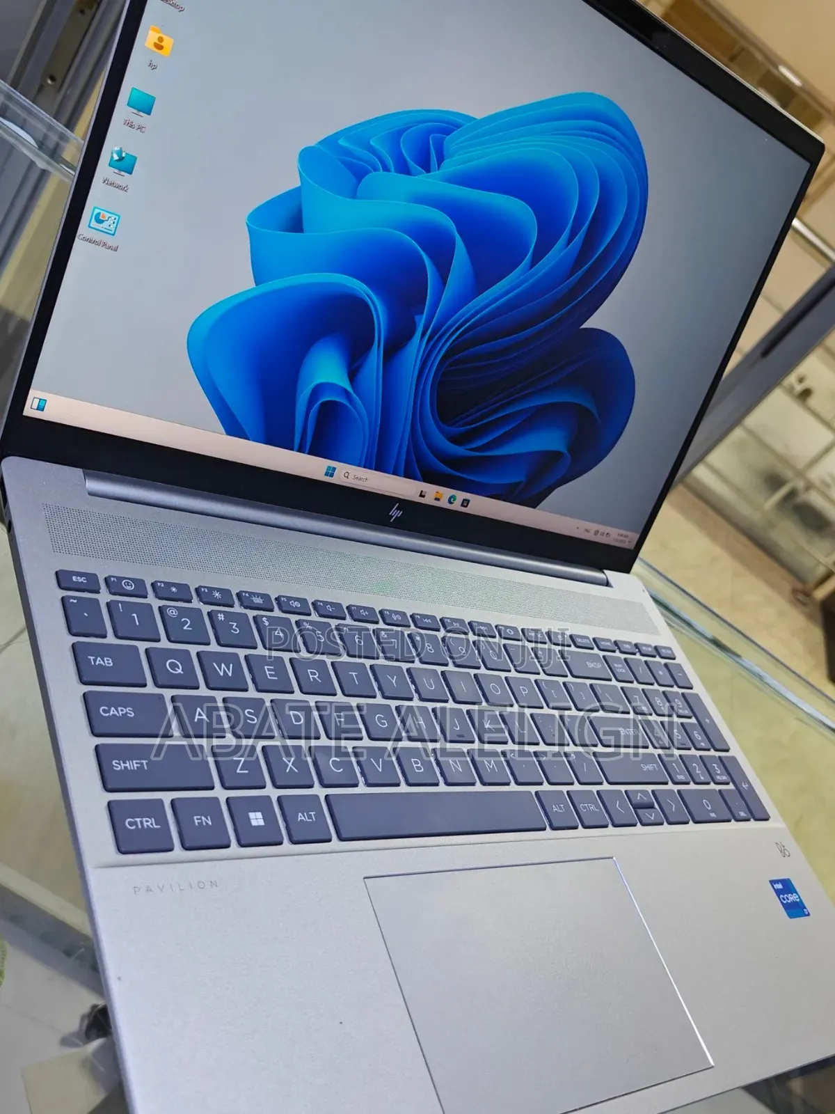 New Laptop HP Pavilion 15 16GB Intel Core I7 SSD 1T