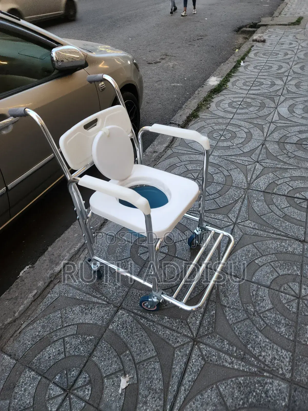 Commode Wheelchair建設wheelchair建築wheelchair寄生wheelchair瘨了wheelchair New