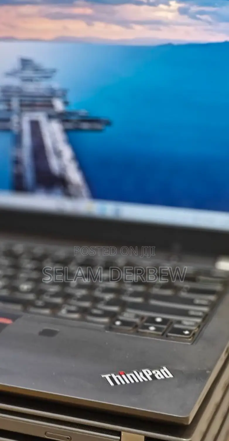 New Laptop Lenovo Thinkpad P14s 16GB AMD Ryzen 7 SSD 512GB