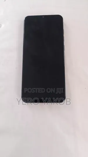 Photo - Oale P1 64 GB Black