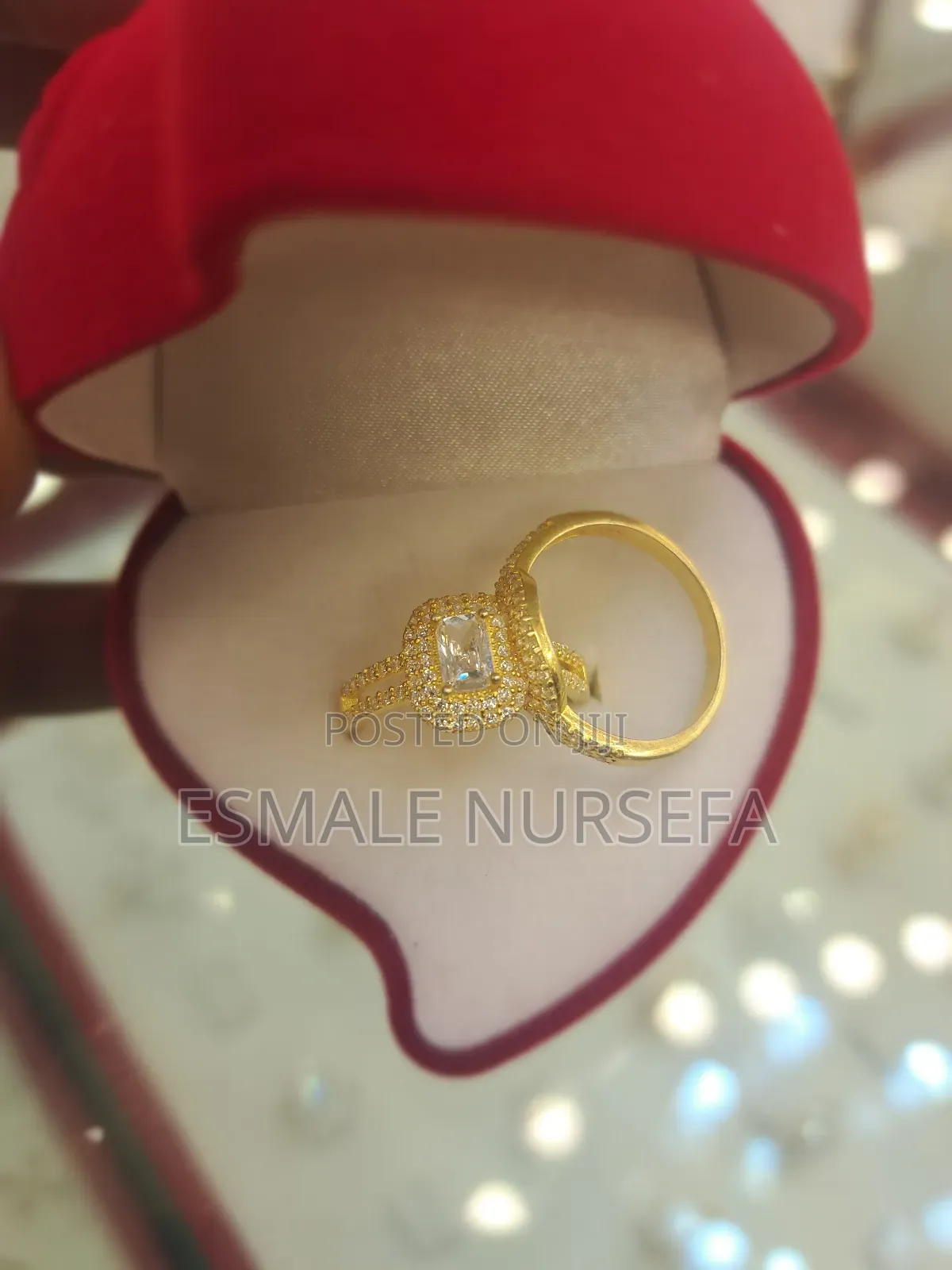 Ring Gold Colour
