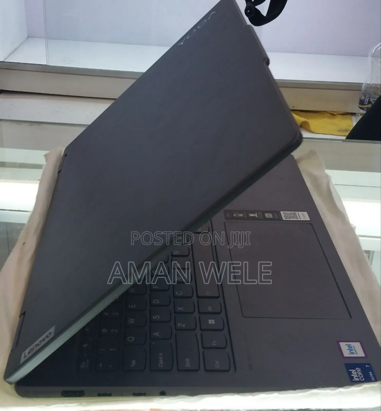 New Laptop Lenovo Yoga 7i 16GB Intel Core Ultra 7 SSD 1T