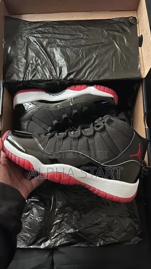 Photo - Jordan 11 Black High Master Quality Shoes for You Made in Vietnam