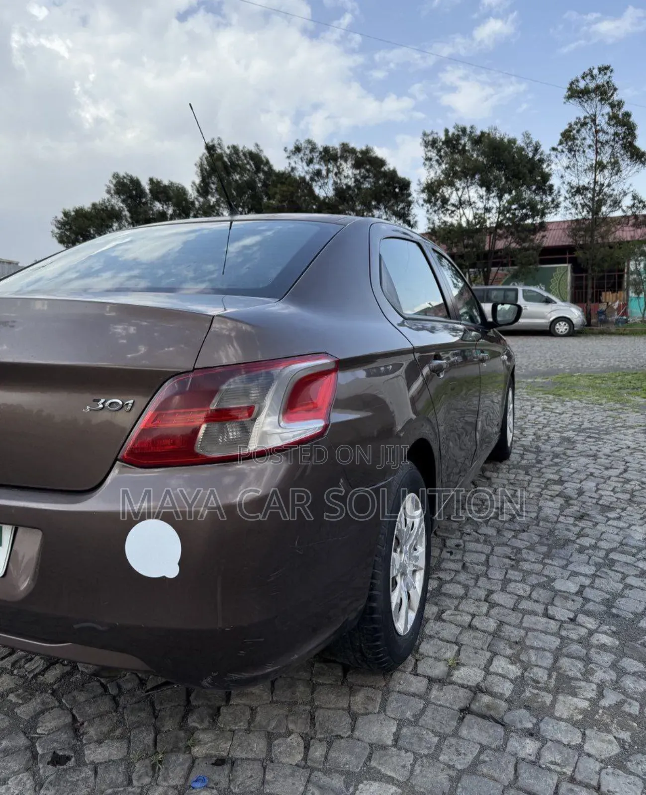 Peugeot 301 2014 Brown