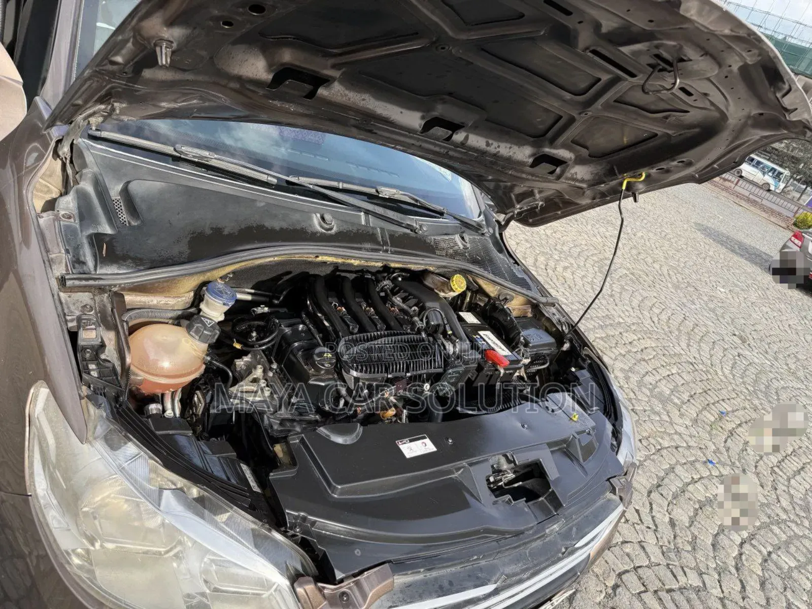 Peugeot 301 2014 Brown