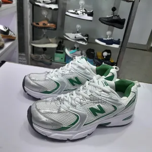 የቬትናም ጫማ የሴት 38