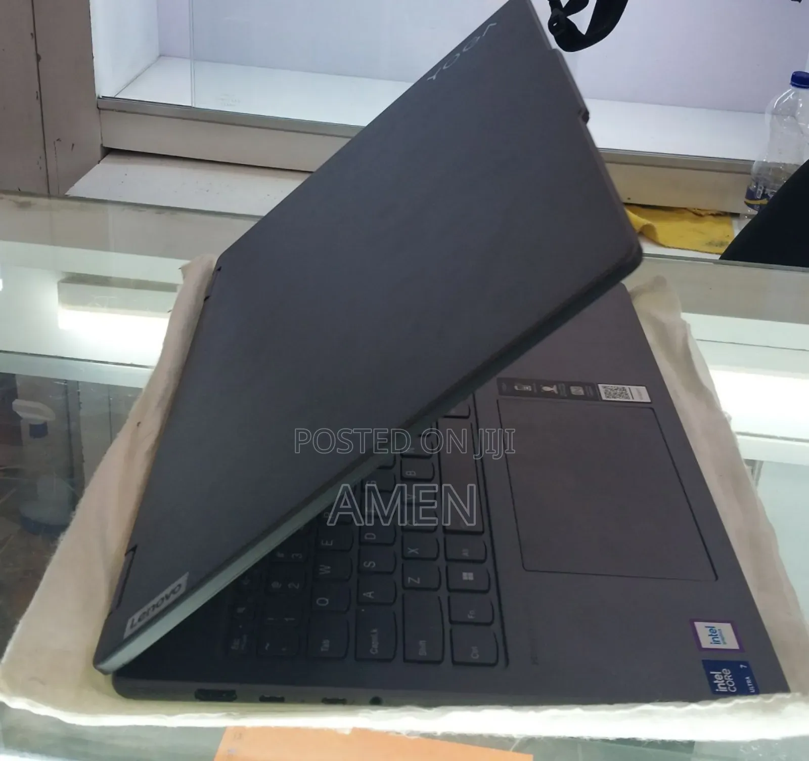 New Laptop Lenovo Yoga 7i 16GB Intel Core Ultra 7 SSD 1T