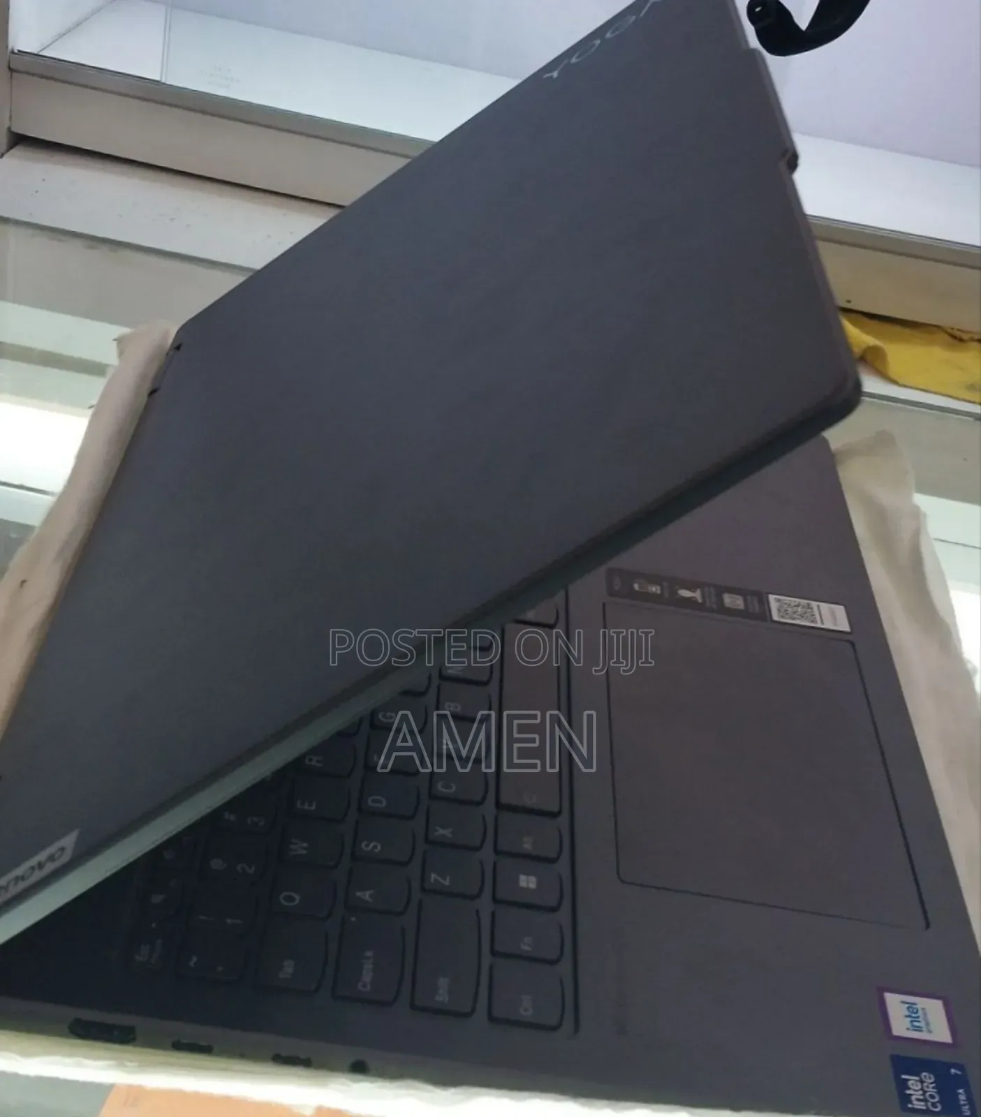 New Laptop Lenovo Yoga 7i 16GB Intel Core Ultra 7 SSD 1T