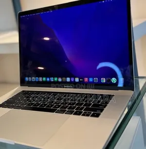 New Laptop Apple MacBook 2016 16GB Intel Core I7 SSD 512GB