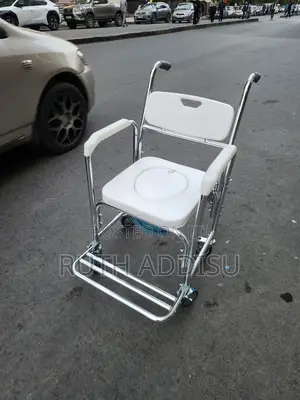 Photo - Commode Wheelchair廟號wheelchair協調wheelchair旳了wheelchair他說wheelchair