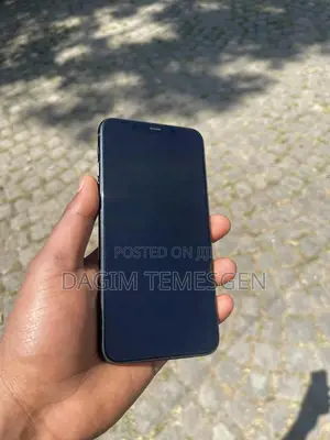 Photo - Apple iPhone 11 Pro Max 256 GB Green