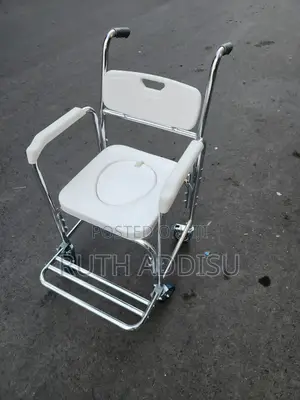 Photo - Commode Wheelchair奔跑wheelchair痂了wheelchair寄送wheelchair痲我wheelchair New