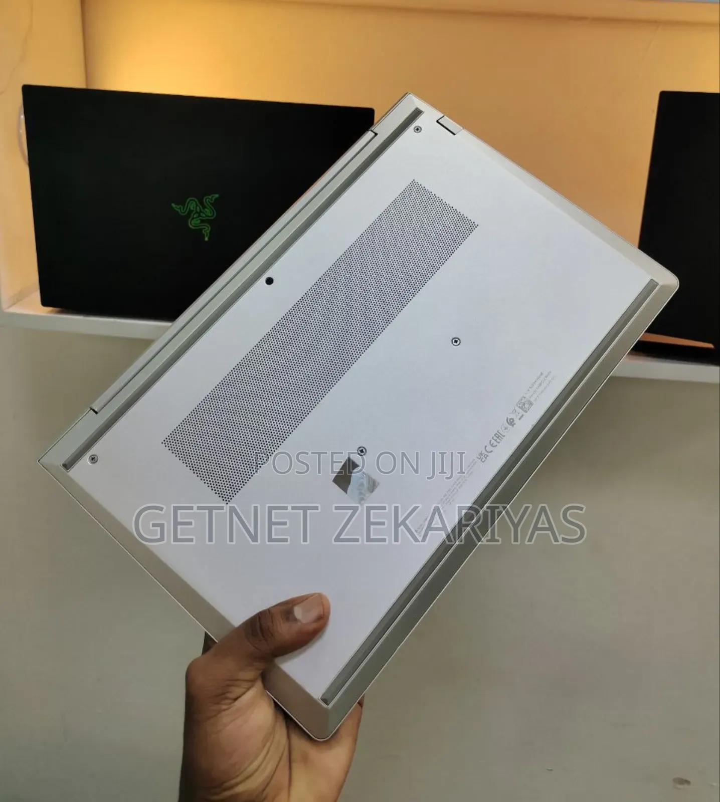 New Laptop HP EliteBook 840 G10 16GB AMD Ryzen 5 SSD 256GB