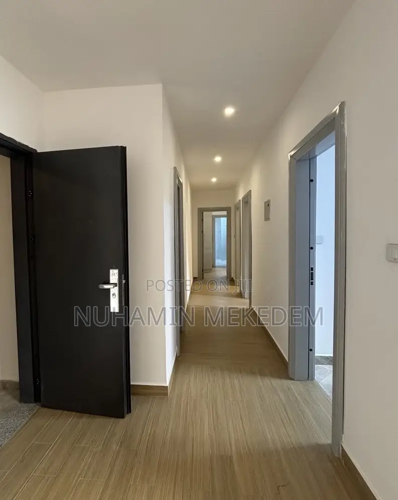 3bdrm Apartment in Private, Kirkos for sale