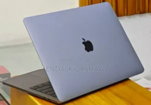 New Laptop Apple MacBook Pro 2019 16GB Intel Core I5 SSD 1T